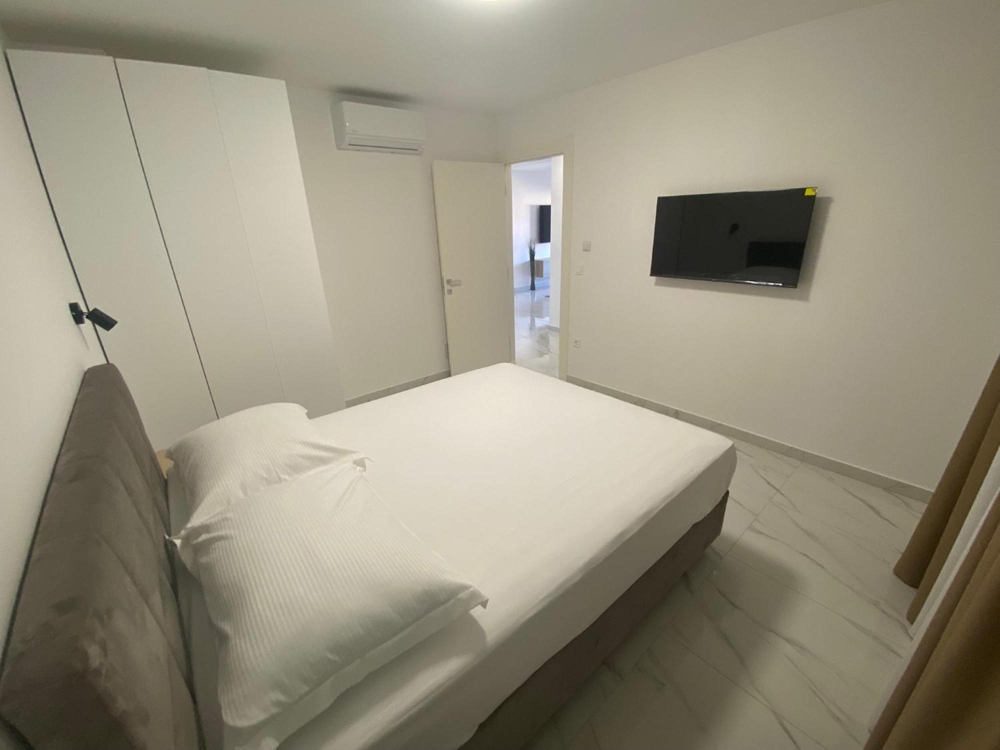 Guest House Ana Residence ザダル エクステリア 写真